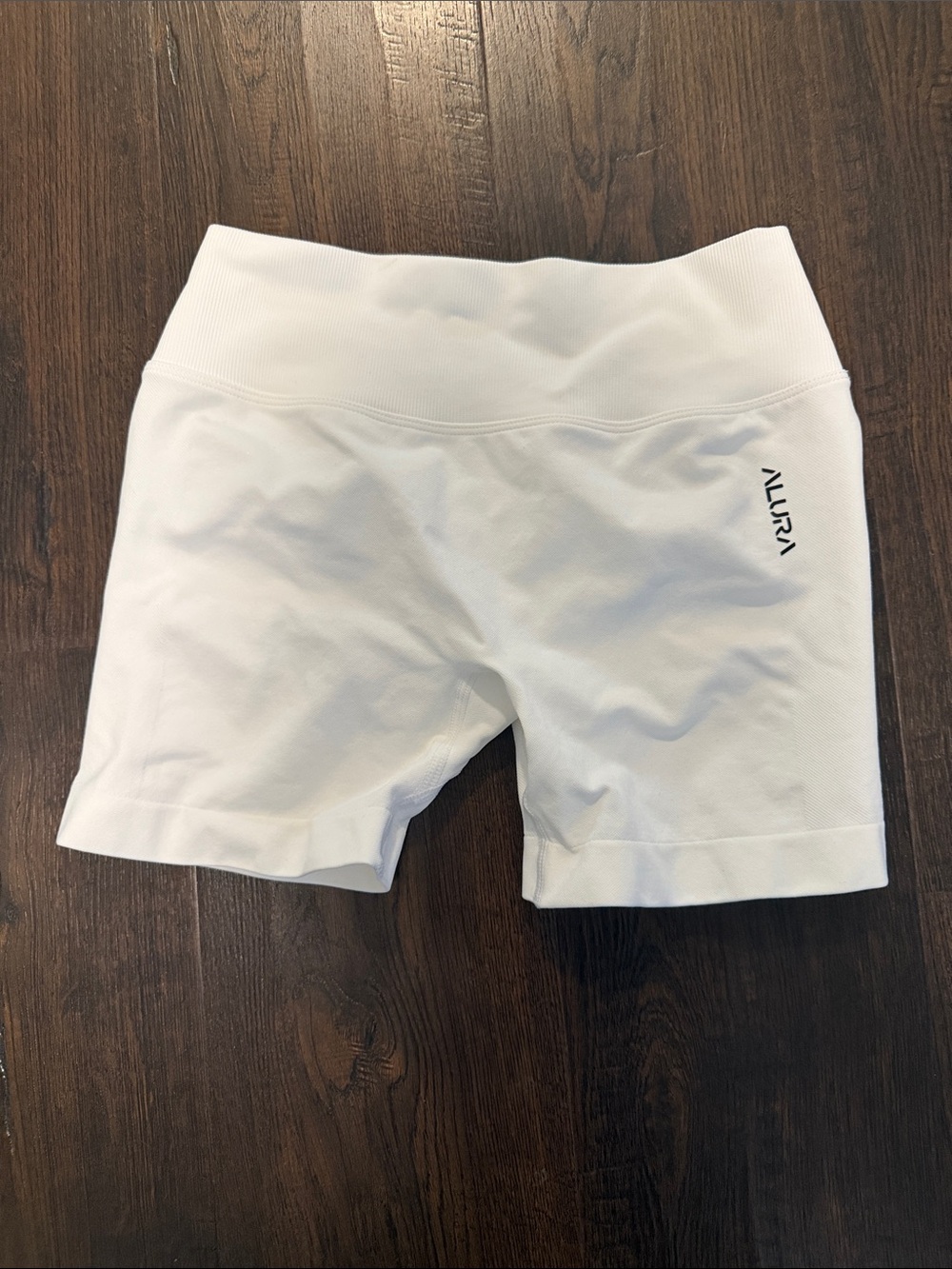 White Alura v-back shorts